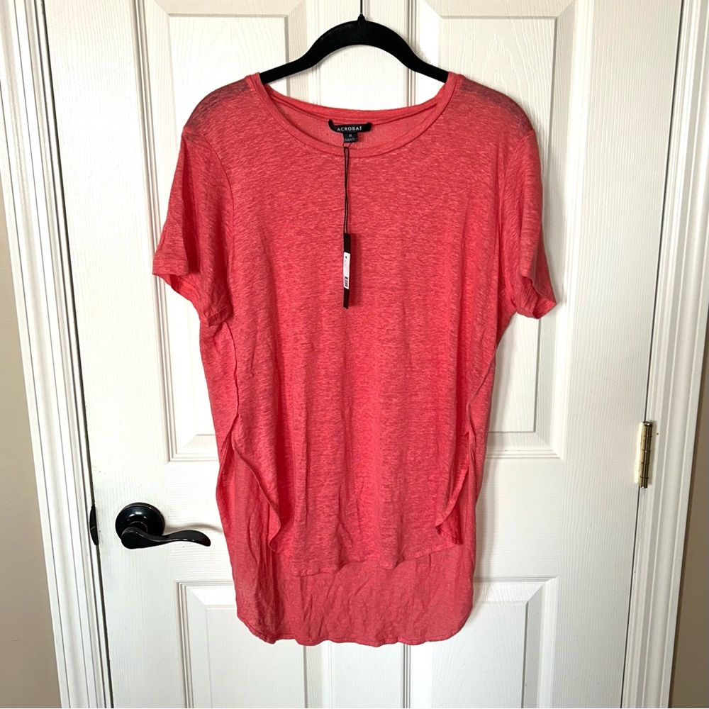 Acrobat Coral Shirt Tail Tee 🆕